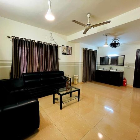 Orkuz Residency Apartment Kochi Exterior photo