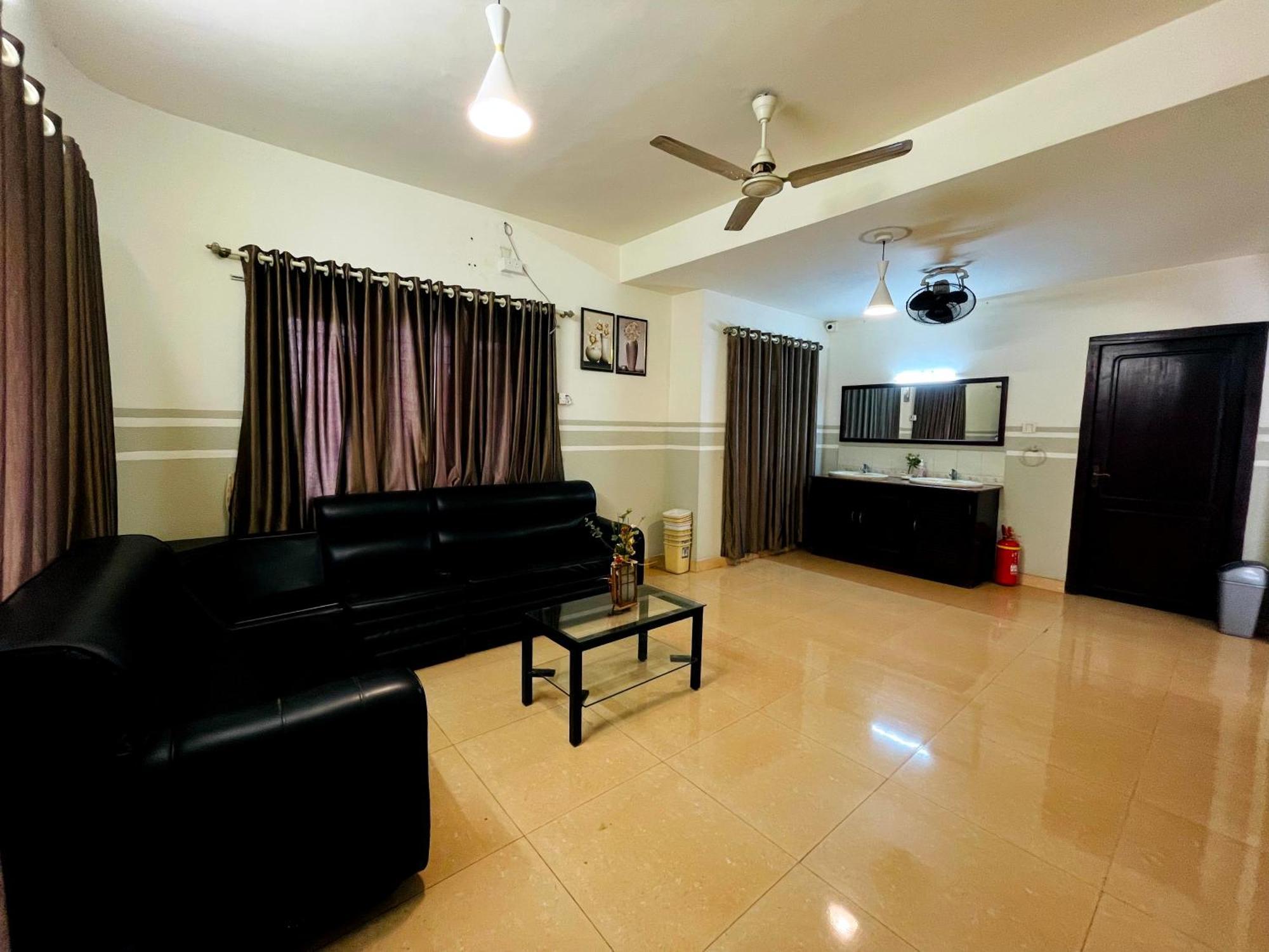 Orkuz Residency Apartment Kochi Exterior photo